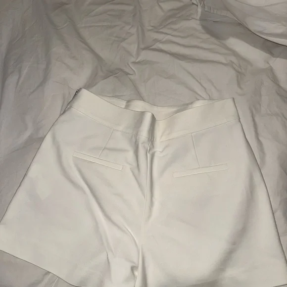Zara High Waist White Shorts - Picture 3 of 6